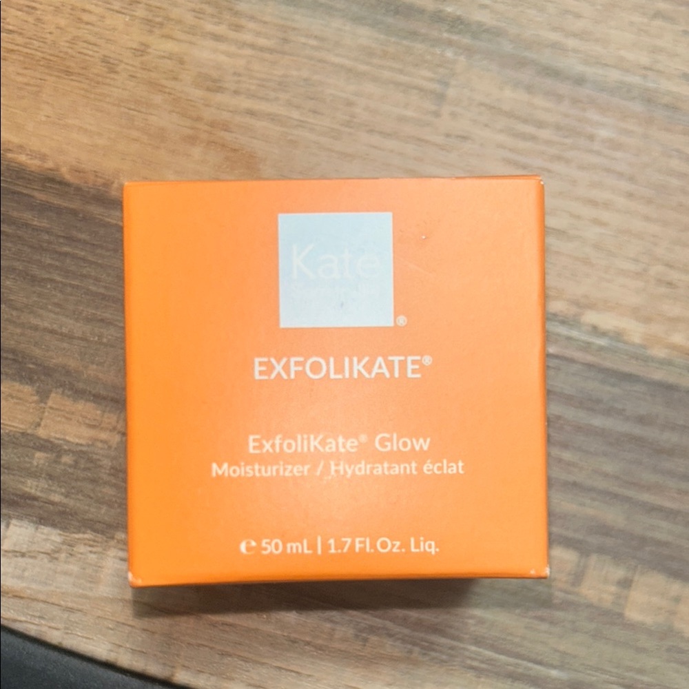 Exfoli Glow Moisturizer - Orange